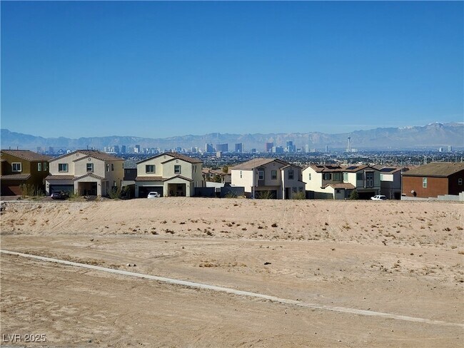 Building Photo - 2713 Holmes Creek Ct