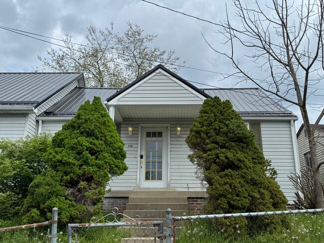 Building Photo - 114 Edgemont Dr