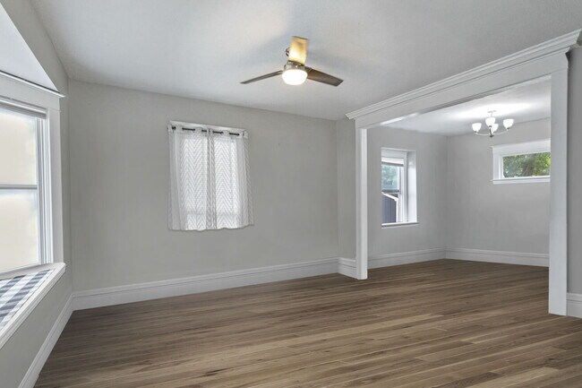 Building Photo - Charming Rental with Large Fenced Yard nea...