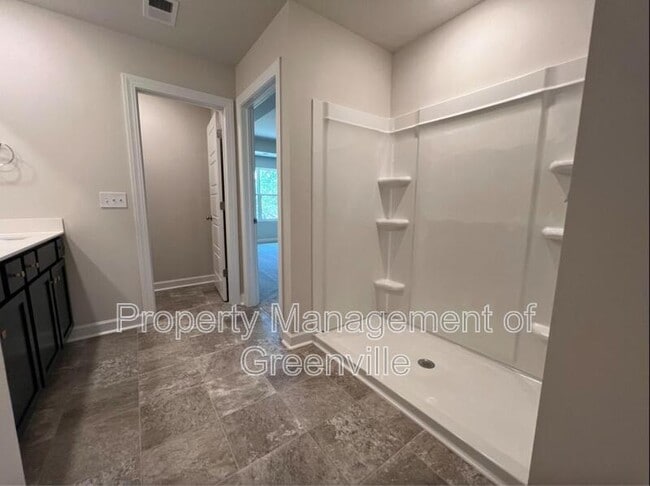 Building Photo - 131 Callen Dr