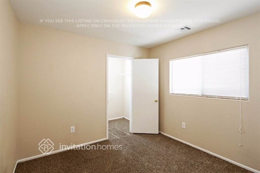 Building Photo - 7224 Camden Pine Ave