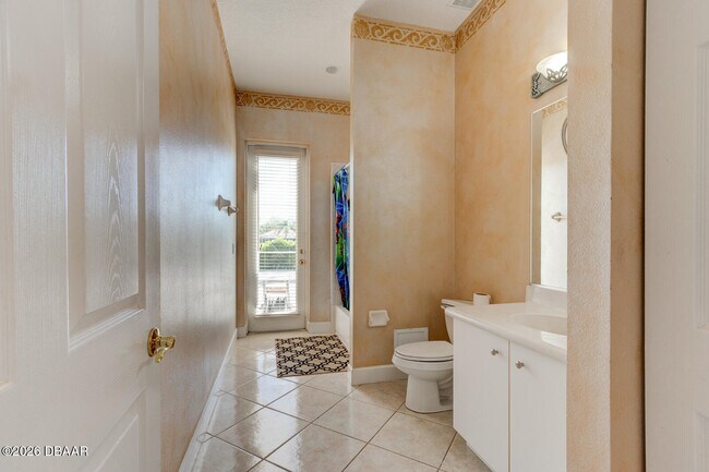 Building Photo - 6101 Sanctuary Garden Blvd