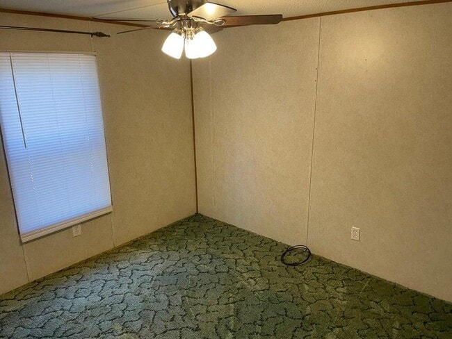 Building Photo - 51 Carroll Cir