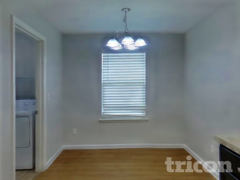 Building Photo - 78611 Rock Ct