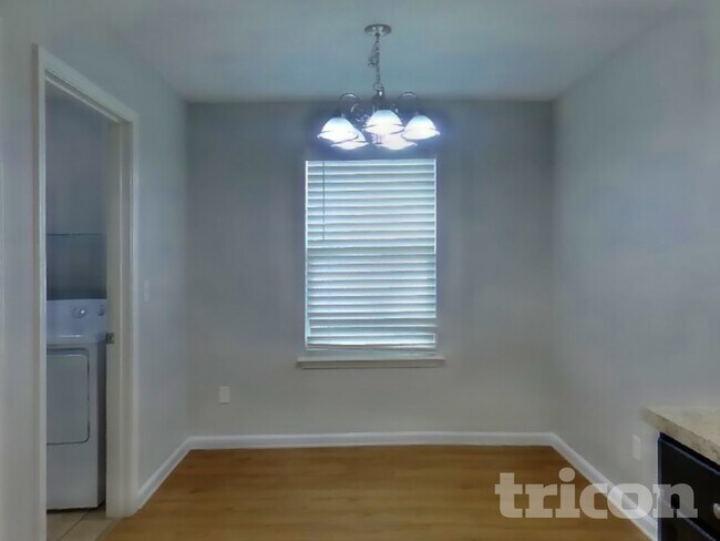 Building Photo - 78611 Rock Ct