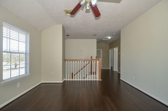 Building Photo - 15002 Turphin Way