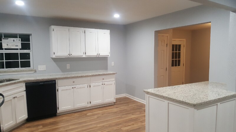 Building Photo - 3226 San Paula Ave