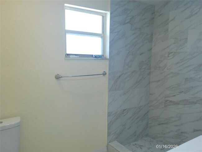 Building Photo - 1111 Cypress Gardens Blvd