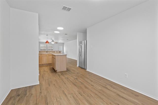 Building Photo - 2205 Lookout Ln