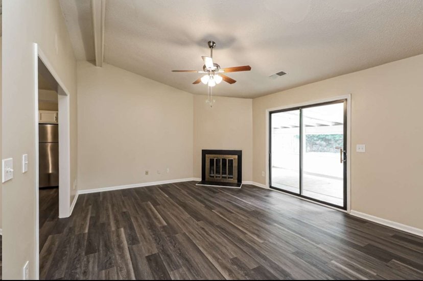 Building Photo - 5936 Loch Arbor Ln
