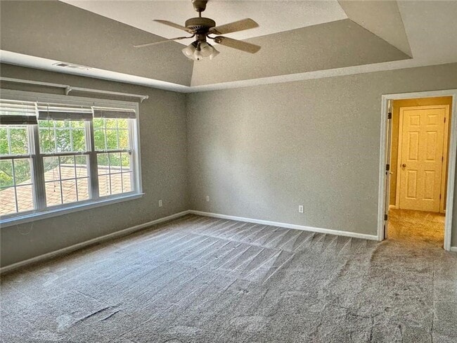 Building Photo - 230 Albrighton Ct