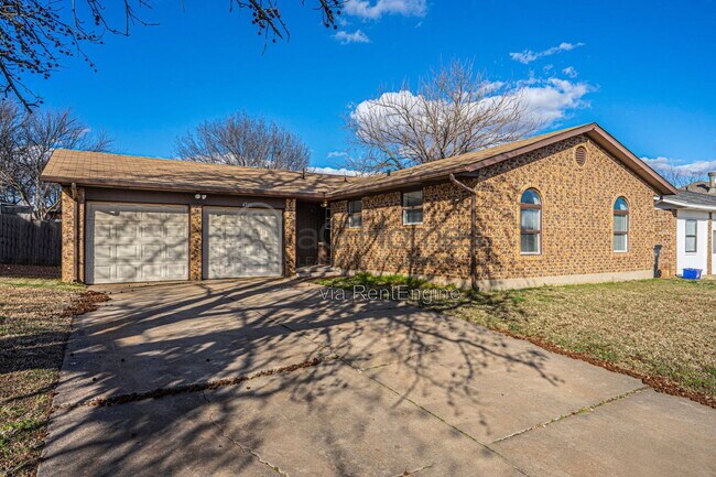 Building Photo - 4721 SE 50th St