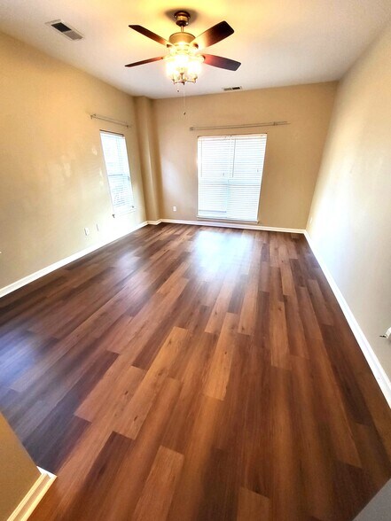 Master Bedroom - 1260 Duncan Gardens Dr