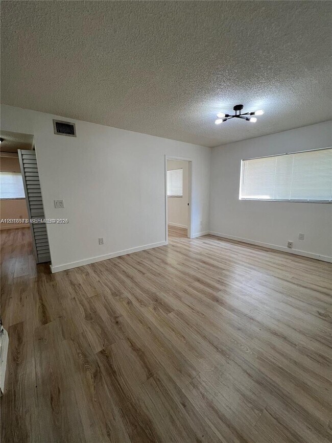 Building Photo - 3700 N 56th Ave