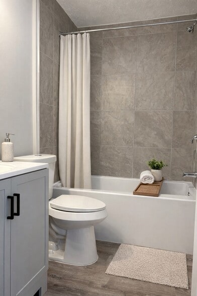 Building Photo - 3140 Springmill West Rd