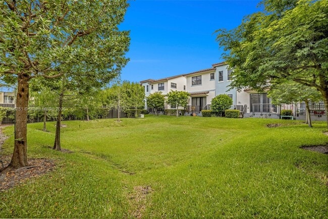 Building Photo - 3654 SW 61st Ter