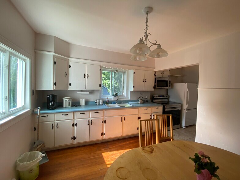 Kitchen - 21 Royall St