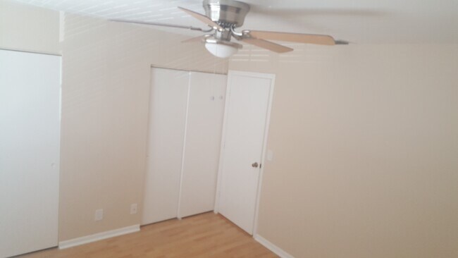 Building Photo - 9825 NW 56th Pl