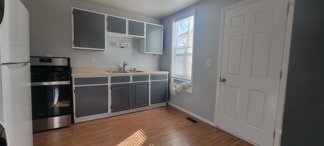 Building Photo - Duplex near downtown Canon City