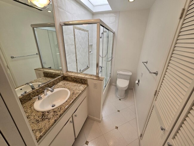 Building Photo - 2261 Armada Way