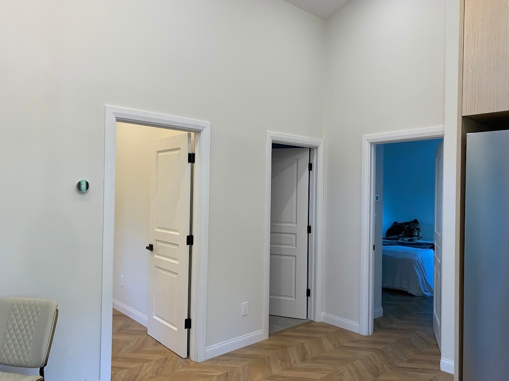 Building Photo - 220 Hiawatha Ave