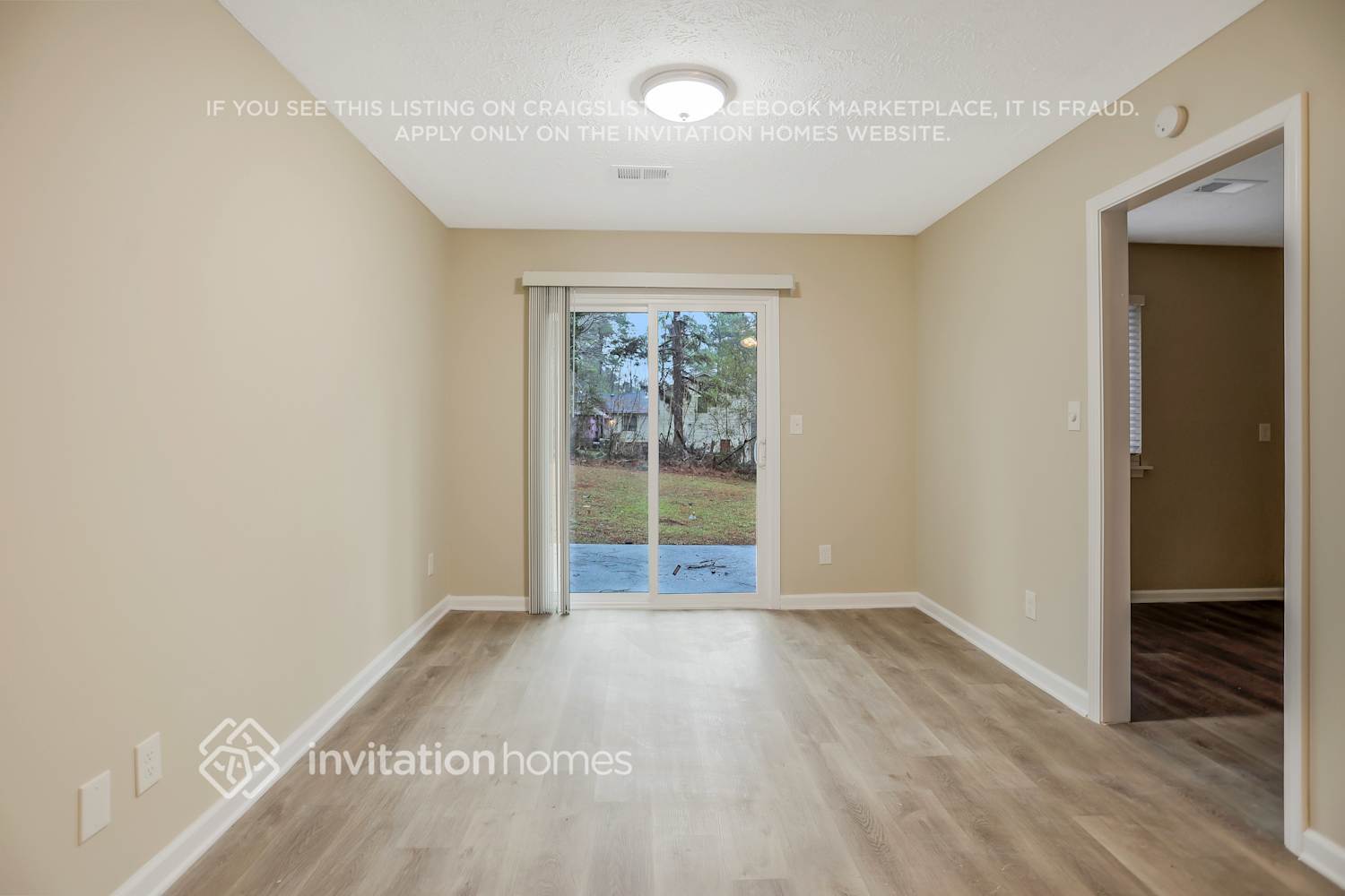 Building Photo - 4496 Fowler Ln