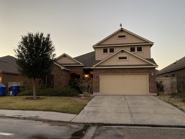Primary Photo - 114 Phoenix Palm Dr