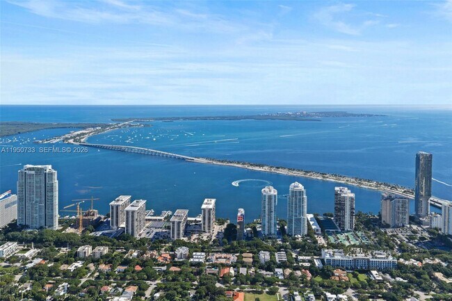 Building Photo - 88 SW 7th St