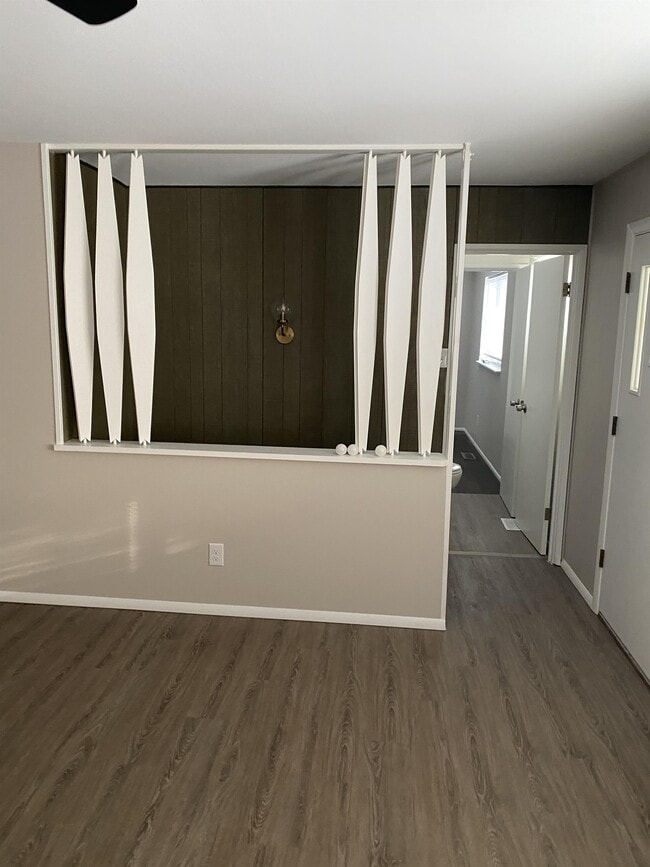 Building Photo - 1850 McKelvey Rd