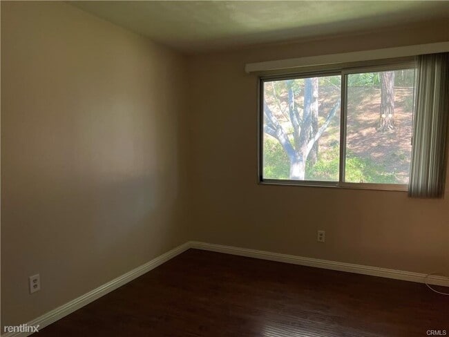 Building Photo - 3 br, 2 bath Townhome - 22042 Caminito Vino