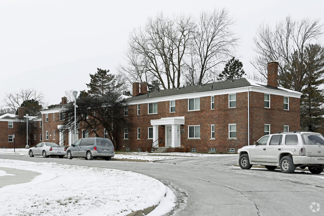 Building Photo - Renaissance Village