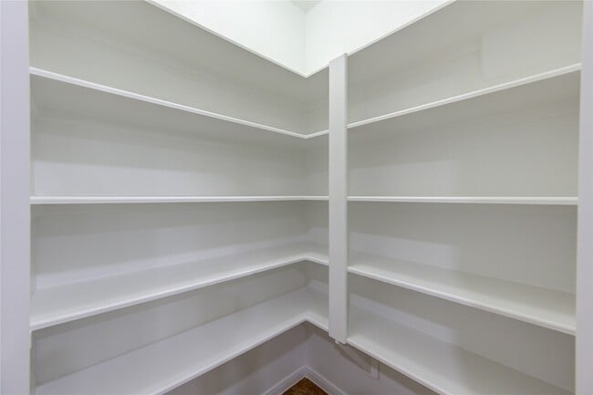 Building Photo - 24626 Cornell Park Ln