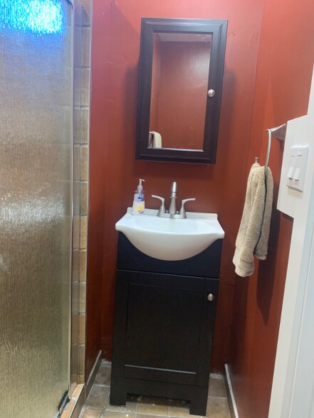 Building Photo - 2780 Powhatan Ave