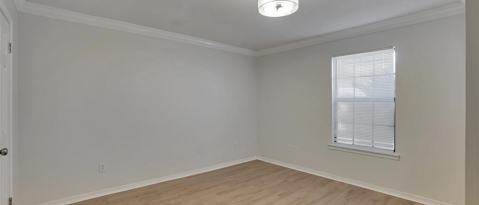 Building Photo - 10601 Silver Creek Dr