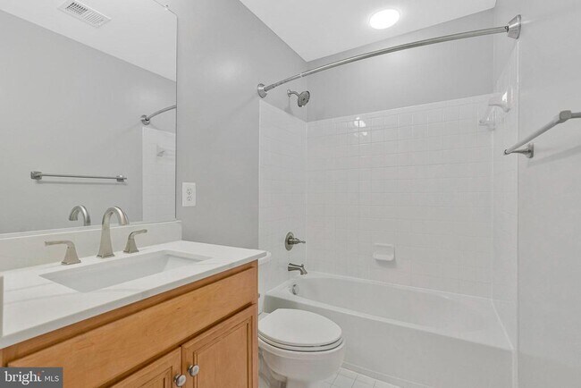 Building Photo - 22050 Dilworth Square