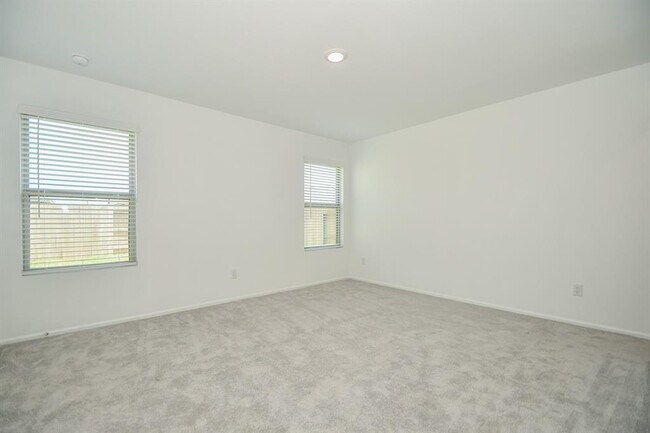 Building Photo - 4123 Saw Mill Peak Ln
