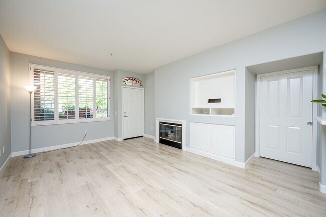 Building Photo - 104 Tropea Aisle