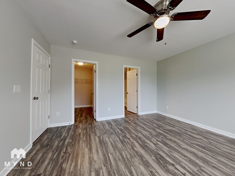 Building Photo - 195 Hunter Landing Dr