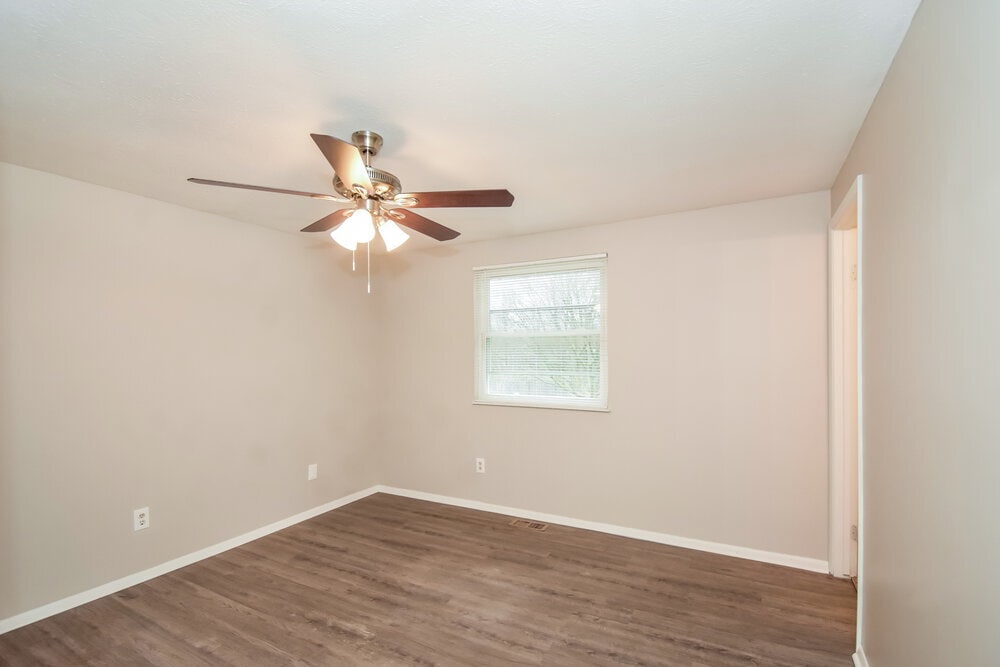 Building Photo - 11613 Whidbey Dr