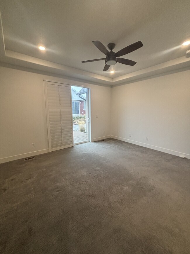 Building Photo - 6153 W Poplar View Dr