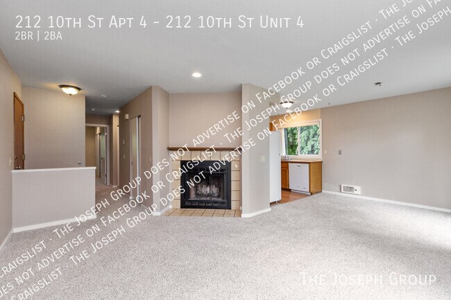 Building Photo - 212 10th St