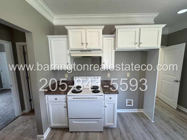Building Photo - Calera