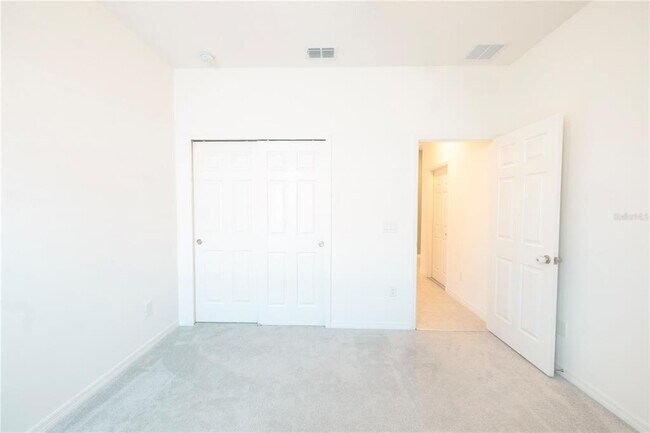 Building Photo - 2203 Pigeon Plum Dr