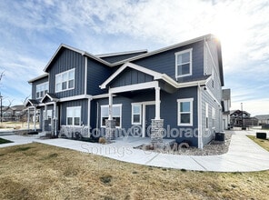 Building Photo - 6755 Carriage Meadows Dr