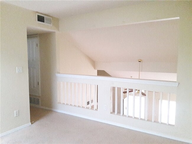 Building Photo - 14025 Tierra Vianey Dr
