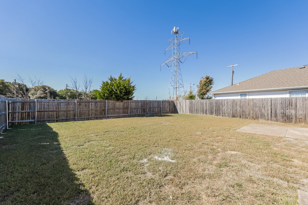 Building Photo - 7447 Pineberry Rd