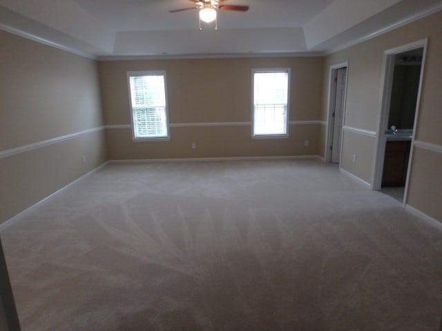 Building Photo - 121 Hampton Lake Dr