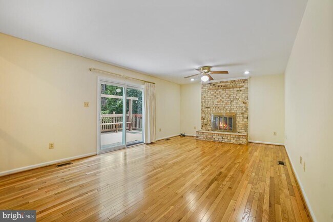 Building Photo - 18529 Heritage Hills Dr