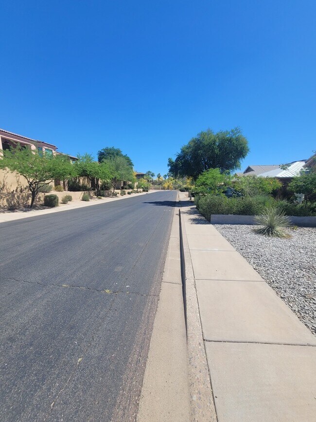 Building Photo - Gorgeous 3/2 in the foothills for rent!