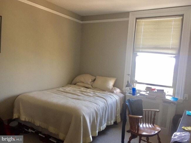 Building Photo - 2031 Locust St